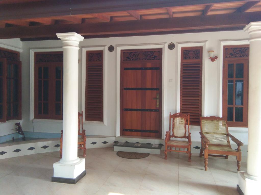 Sampath Villa アボッターバード エクステリア 写真